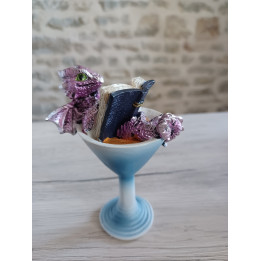 dragon dans verre à cocktai