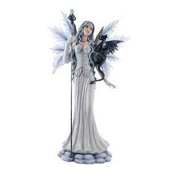 grande fée avec son dragon