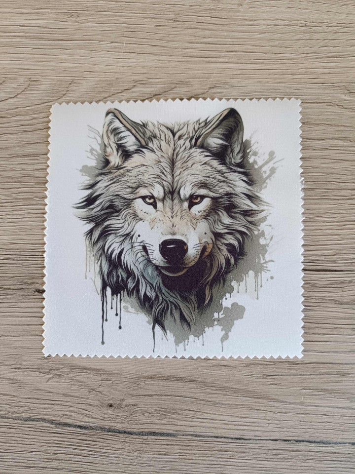 Lingette microfibre carrée à bords dentelés avec un dessin de tête de loup