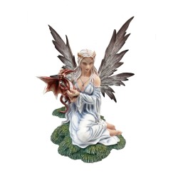 Fée  et son bébé dragonnet