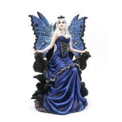 Fée Yonna  assise sur son...