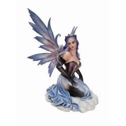 Fée Fianna genoux, portant...