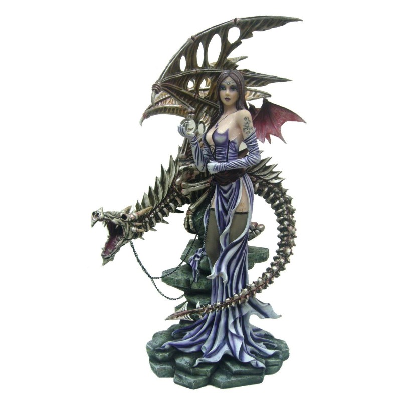 Fée Kyranne dragon d'os  féroce