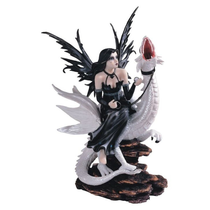 Fée Dark et son dragon blanc