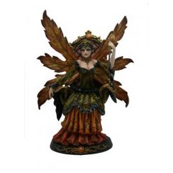 Fée des feuilles sur son trône