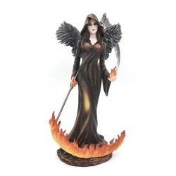 Fée faucheuse, reine du feu