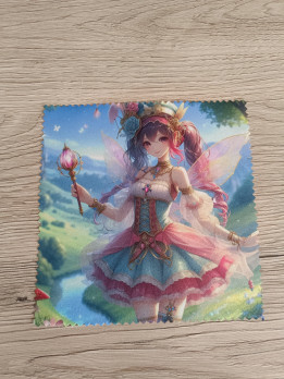 Lingette microfibre illustrée d'une fée manga avec ailes et sceptre magique