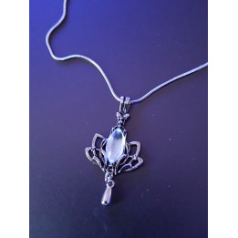 pendentif lotus