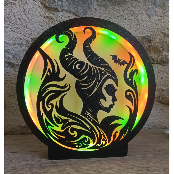 lampe inspiration maléfique