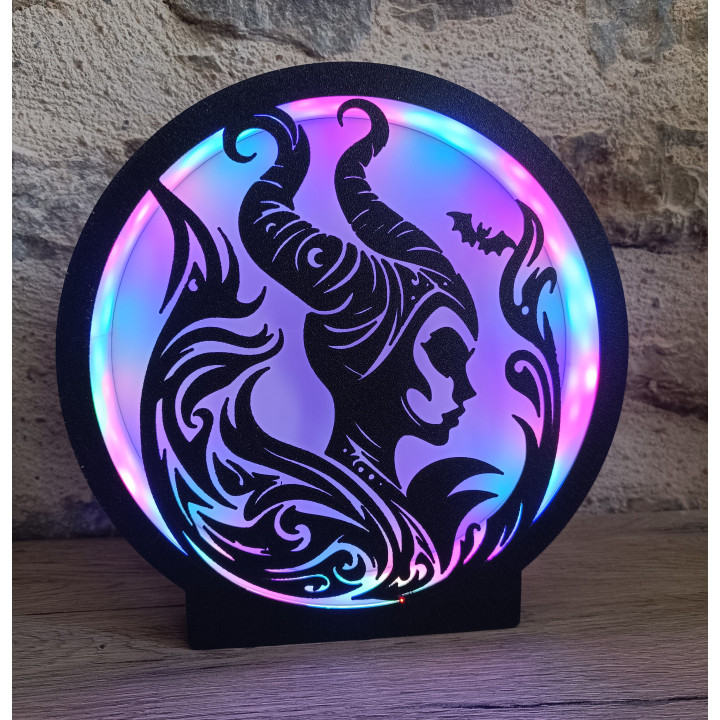 lampe inspiration maléfique