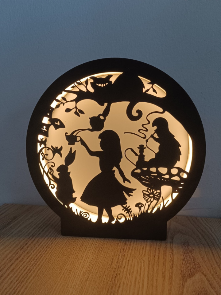 Lampe veilleuse silhouette conte féerique - Chez Chlothi