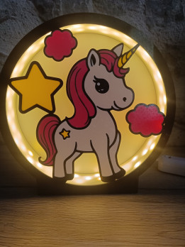 Veilleuse ronde éclairée avec motif de licorne, étoile et nuages