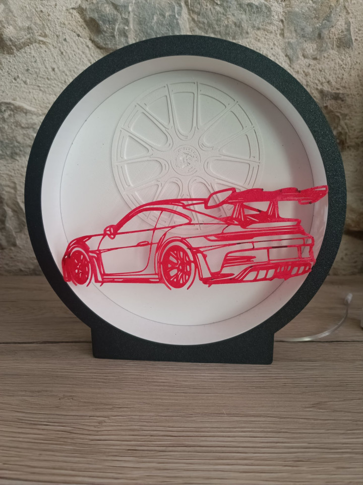 Veilleuse circulaire LED imprimée en 3D avec silhouette de voiture de sport rouge